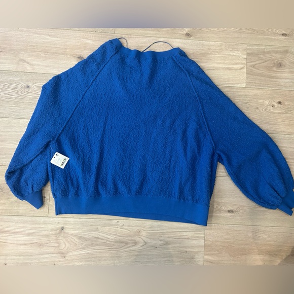 Free People Women's Blue Crewneck Sweater - Picture 3 of 5